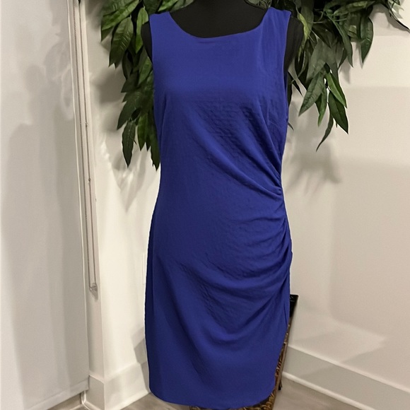 (EUC) Bisou Bisou Sheath Dress - Picture 1 of 4